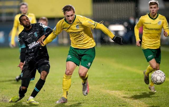 与现役最年 与现役最年