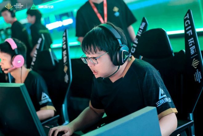 北京12人 北京12人