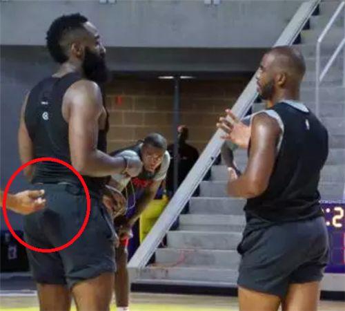 洛杉矶道奇队在 2025 常规赛最后一天达成全队 250 支本垒打纪录