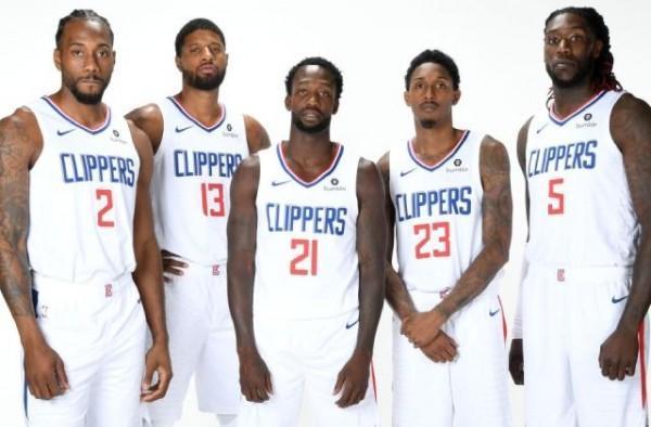 米西奇：KD惊讶于自己在太阳的战术地位之低 年轻人享受与其交流